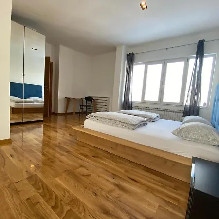 Apartment Vip Penthouse *